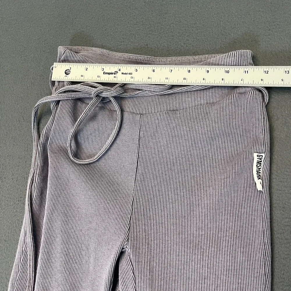Gymshark Womens Size Medium Leggings Belted Ribbed‎ Knit Tulip Hem Purple Lounge - Picture 6 of 11